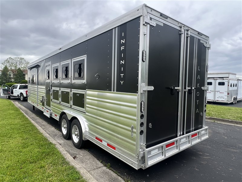 Trailer Photo 10