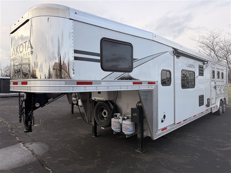 Trailer Photo 22
