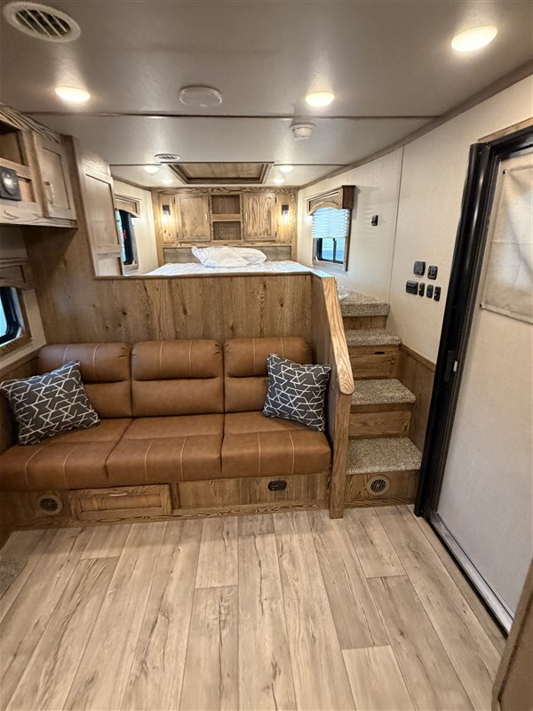 2026 Lakota ch8315sr