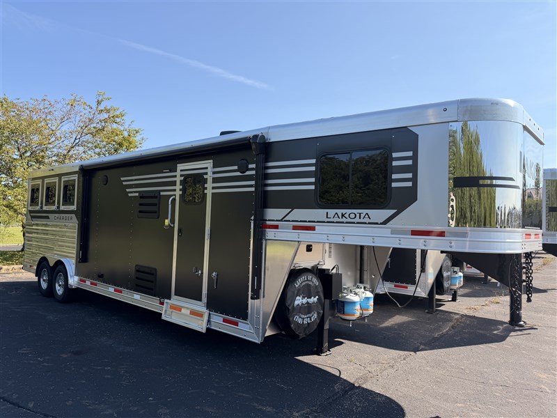 Trailer Photo 25