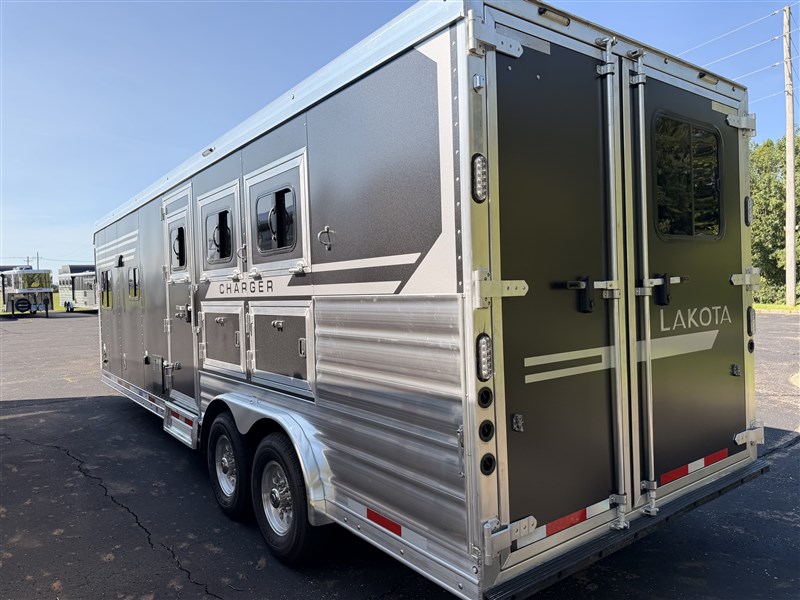 Trailer Photo 22