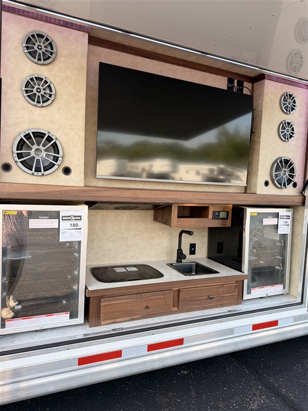 Trailer Photo 29