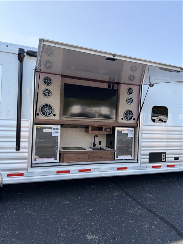 Trailer Photo 30