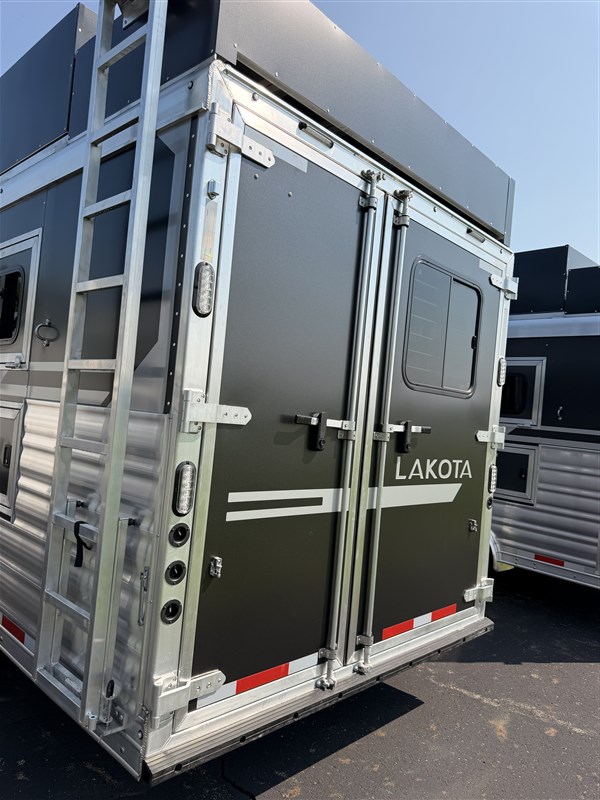 Trailer Photo 26