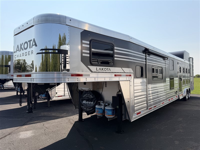 Trailer Photo 28
