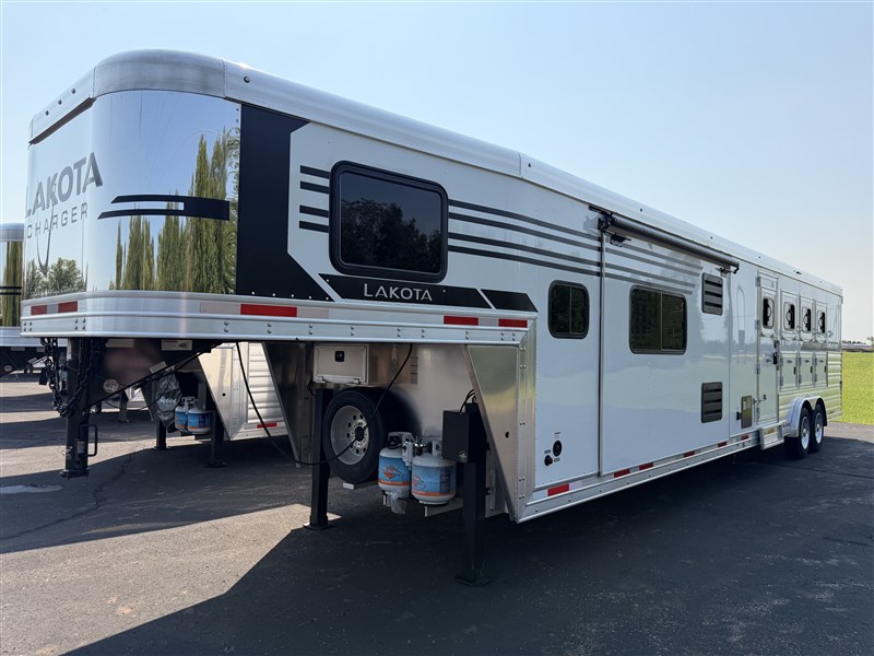 Trailer Photo 26