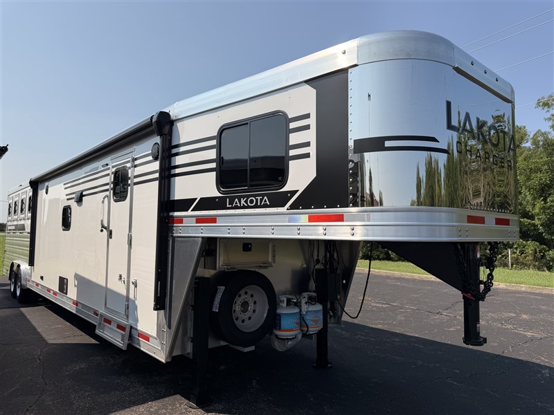 2027 Lakota CH8416