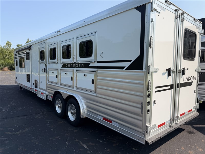 Trailer Photo 24
