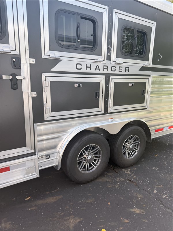 Trailer Photo 29