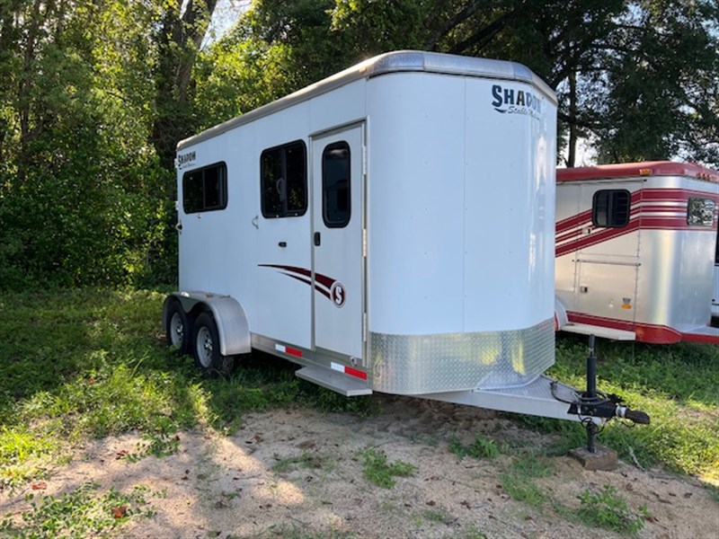 2016 Shadow 2 horse straight load with dressing room