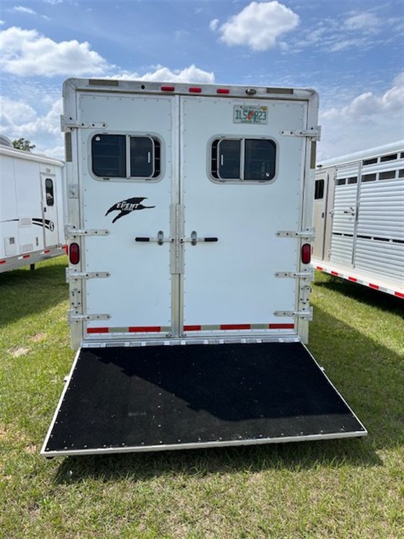 2000 Exiss 4 horse gooseneck w/dressing room and ramp