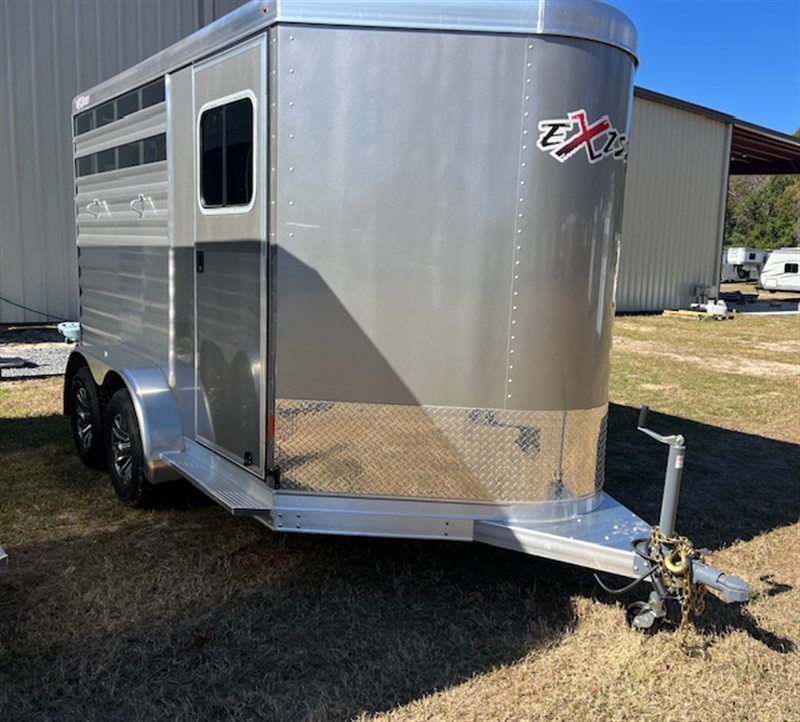 2026 Exiss 2 horse slant load w/ dressing room - model cxf