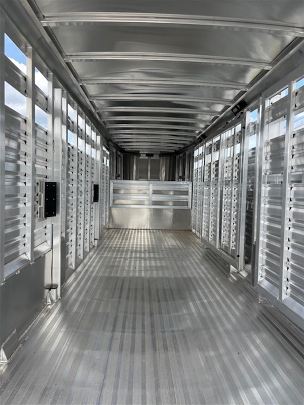 2026 Exiss 20' stock trailer