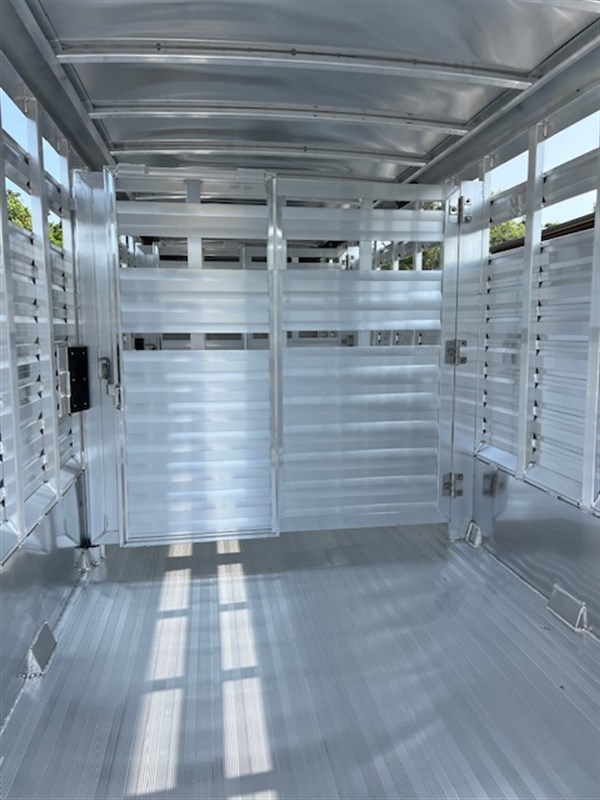 2026 Exiss 20' stock trailer
