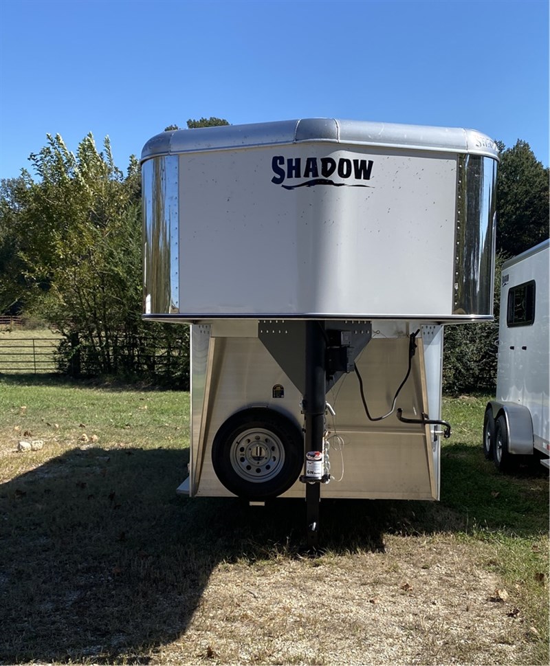 2024 Shadow in stock! 3 horse stablemate gooseneck