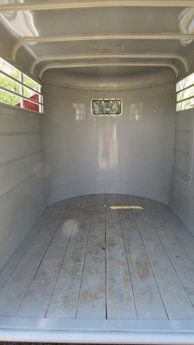 Trailer Photo 9
