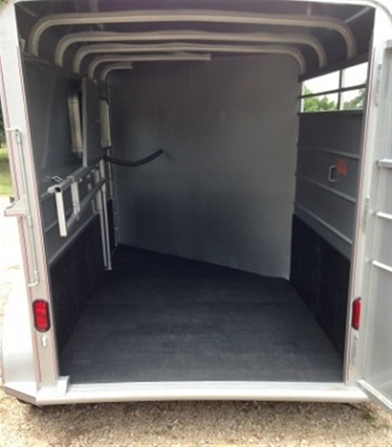 Trailer Photo 6