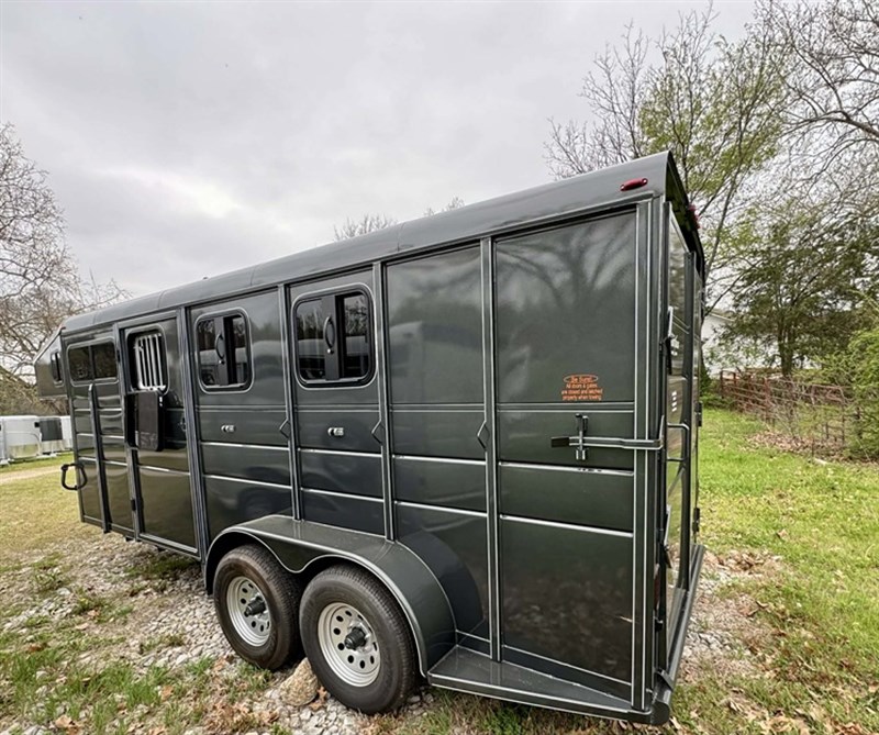 Trailer Photo 9