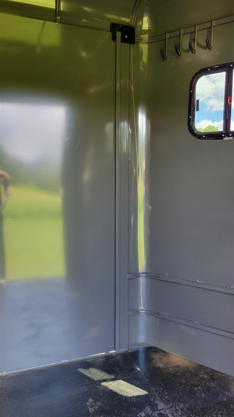 Trailer Photo 17