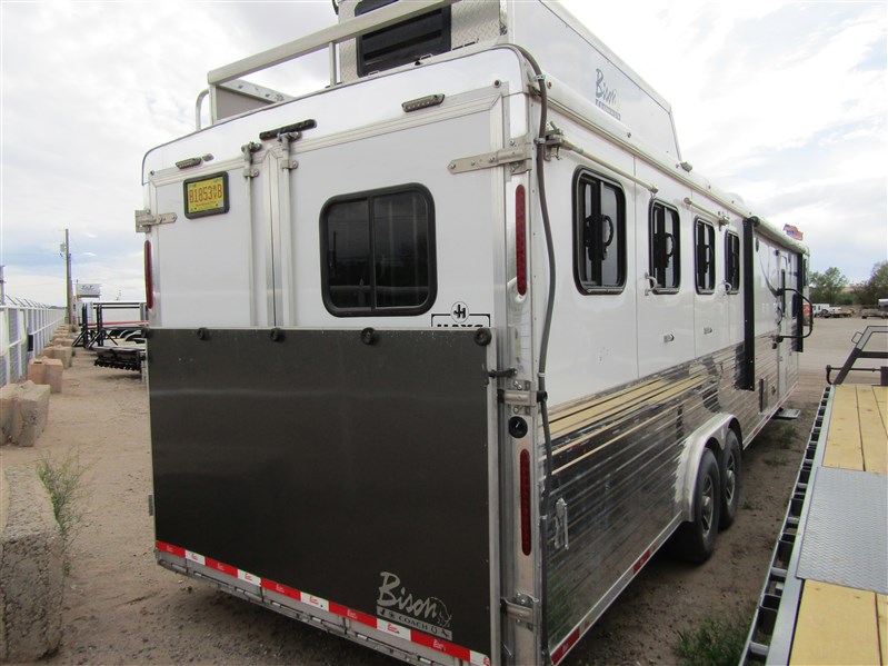 2017 Bison 4-horse slant w/ lq