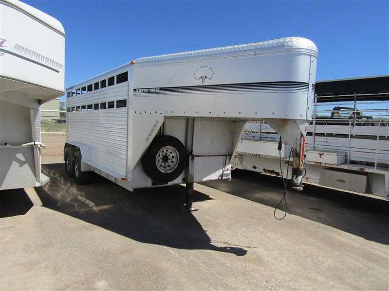 Trailer Photo 2