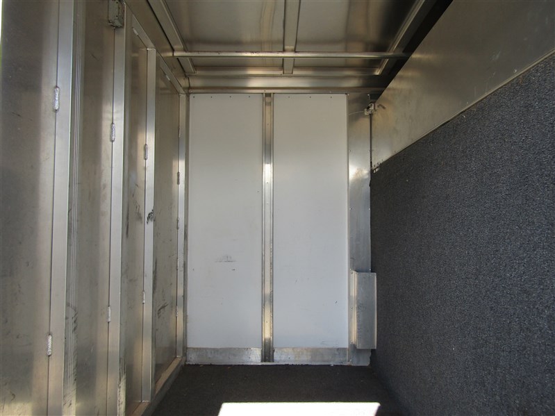 Trailer Photo 8