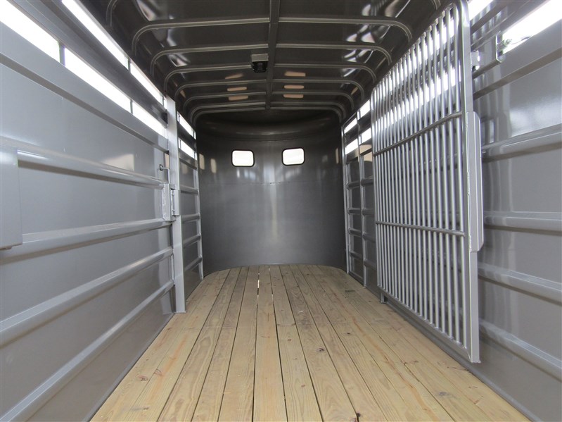 Trailer Photo 5