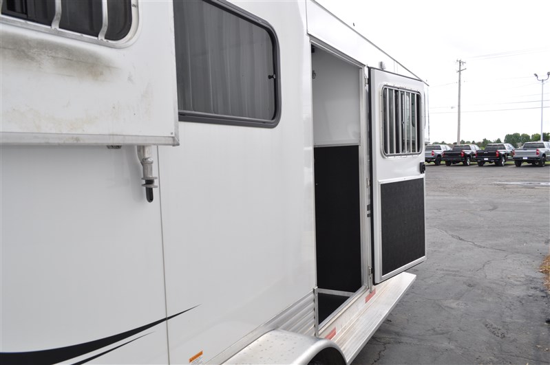 Trailer Photo 8
