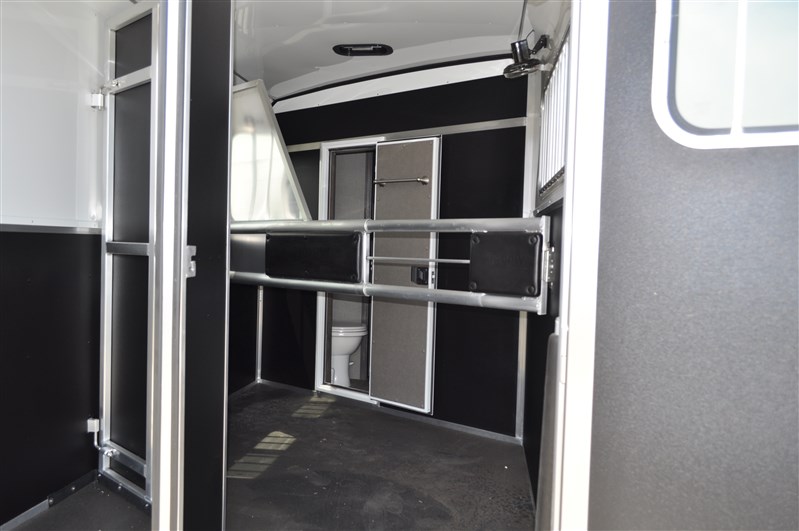 Trailer Photo 13