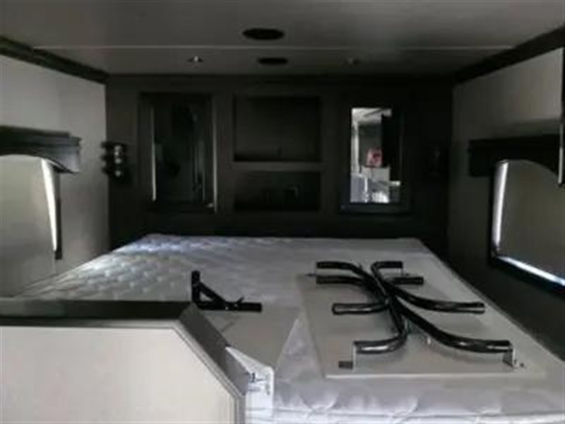 Trailer Photo 16