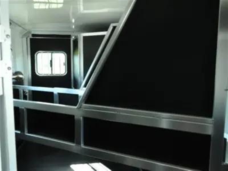 Trailer Photo 20