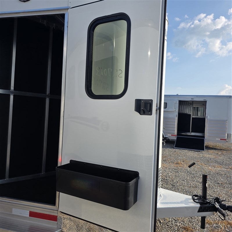 Trailer Photo 7