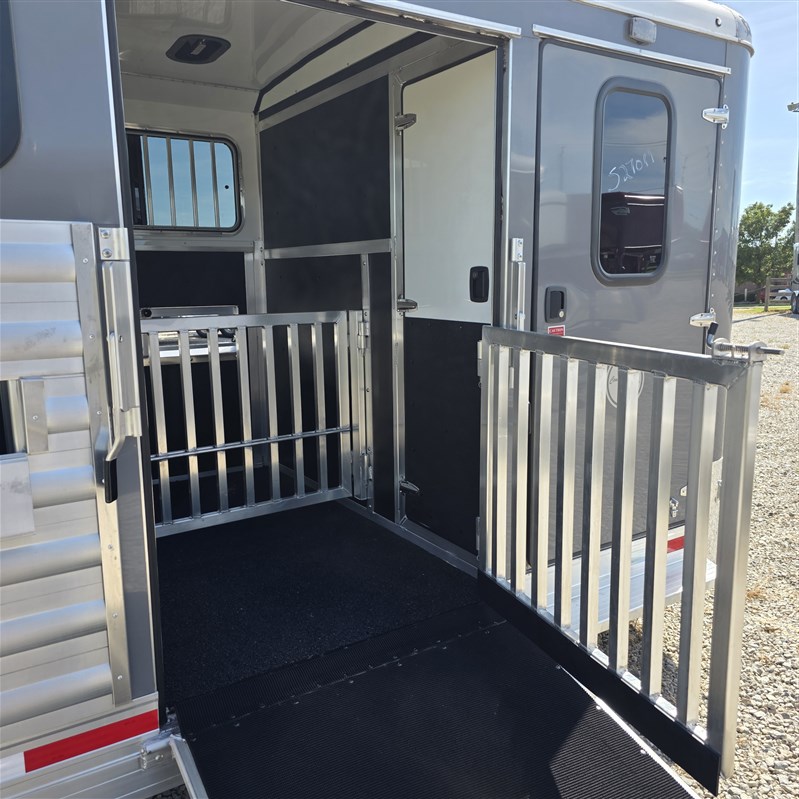 Trailer Photo 15
