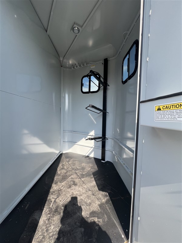 Trailer Photo 7