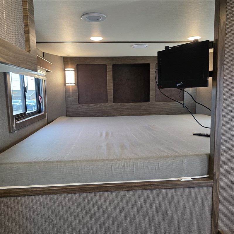 Trailer Photo 18