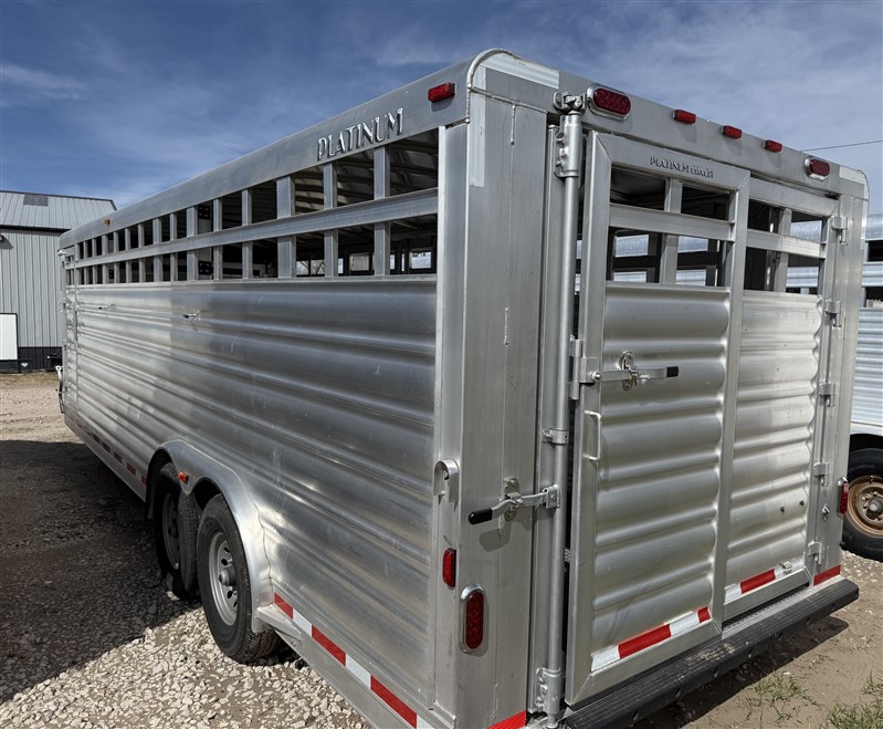 2024 Platinum Coach stock 8'x24'