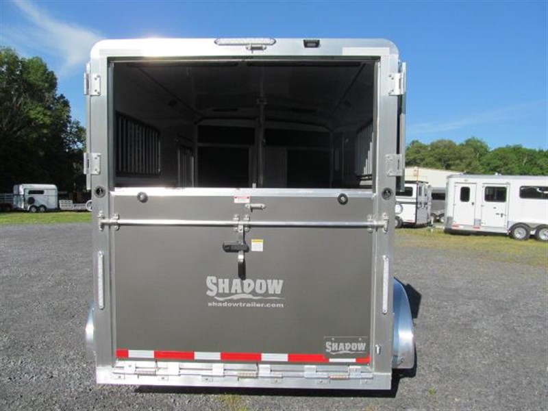 2024 Shadow pro series 2 h gn w/ side ramp and dressing room