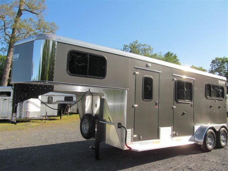 2024 Shadow pro series 2 h gn w/ side ramp and dressing room