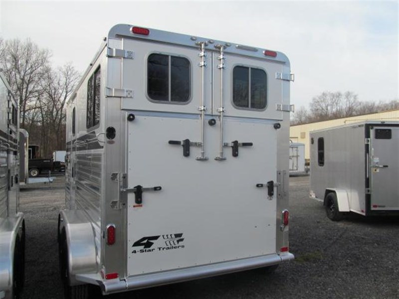 2026 4-star 2 horse bumper pull with dressing room