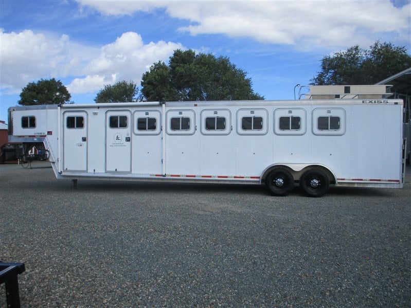 1997 Exiss 6 horse gn with mid tack