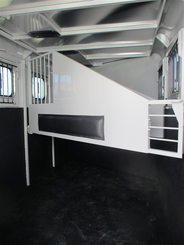 Trailer Photo 6