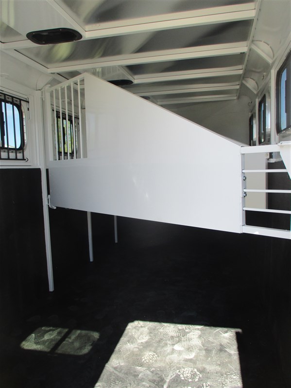2026 Trails West adventure mx 4 horse gooseneck with hay rack