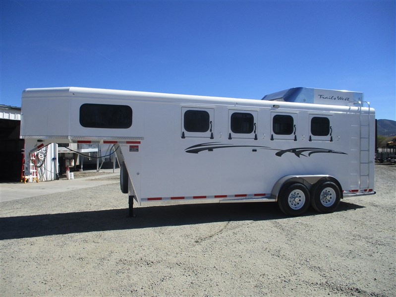 2026 Trails West adventure mx 4 horse gooseneck with hay rack