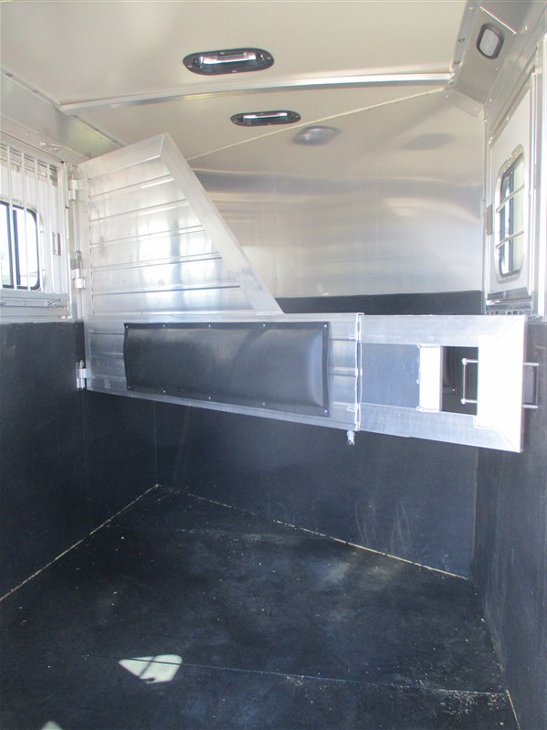 2023 Hart 2 horse bumper pull