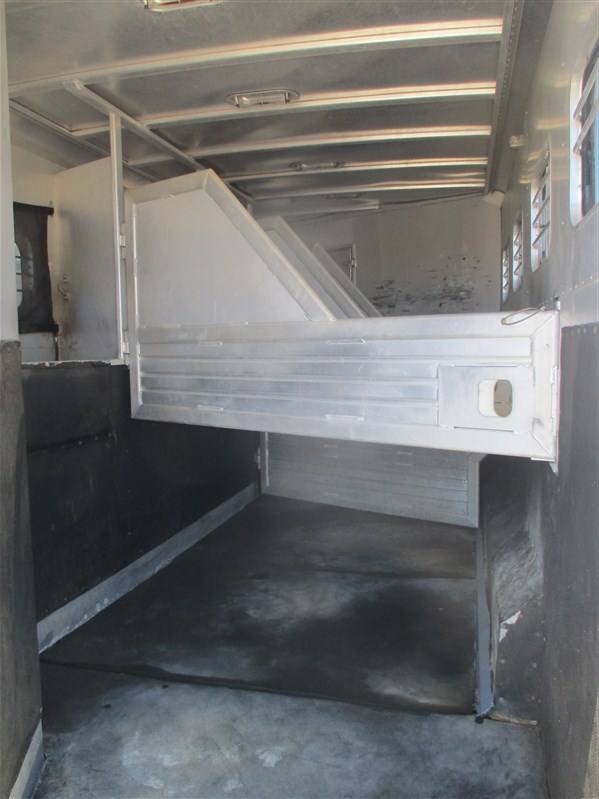 Trailer Photo 5