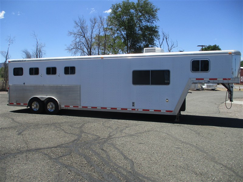 Trailer Photo 2