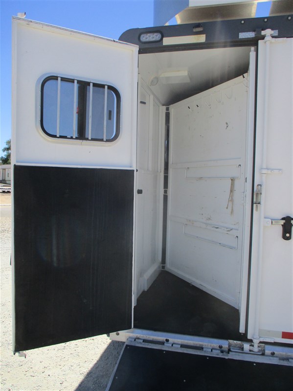 Trailer Photo 5