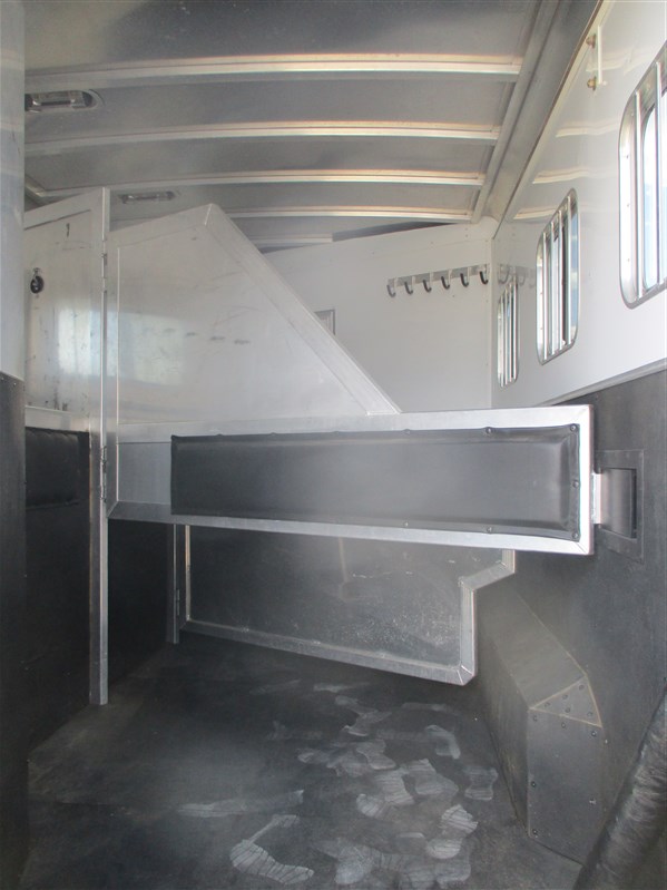 Trailer Photo 5