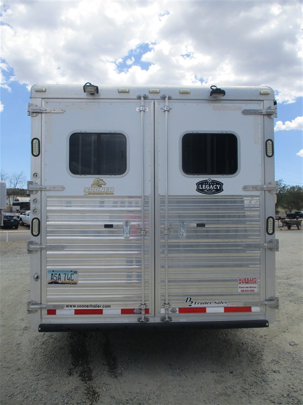 Trailer Photo 4