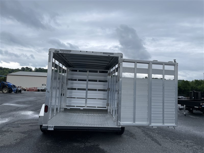 Trailer Photo 7